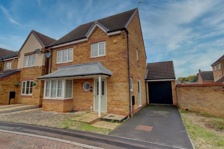 3 bedrooms house for sale in Leicester, United Kingdom - Image 2