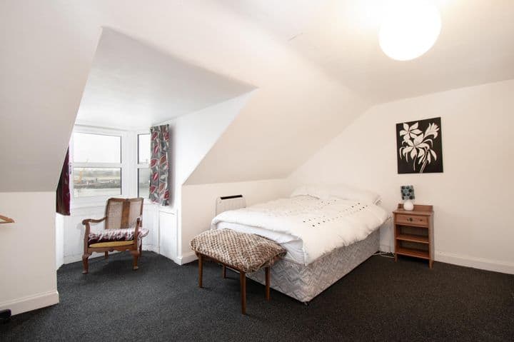 1 bedroom apartment for sale in Montrose, United Kingdom - Image 11