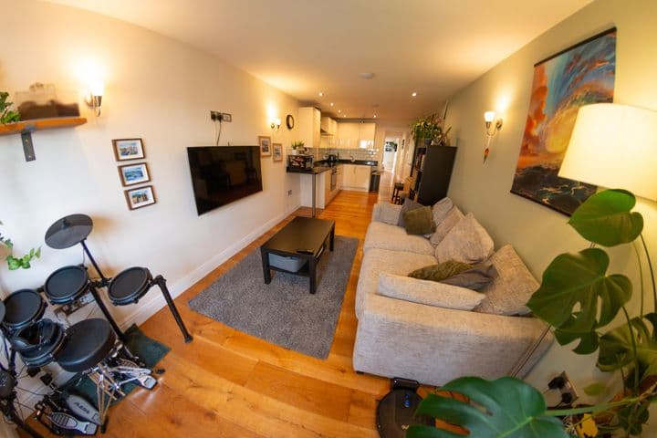 1 bedroom apartment for sale in Bristol, United Kingdom - Image 6