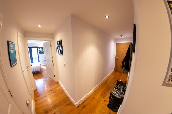 1 bedroom apartment for sale in Bristol, United Kingdom - Image 12