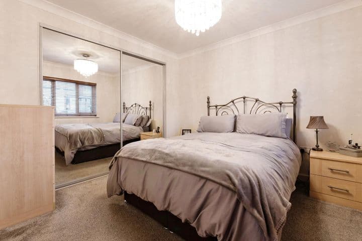 3 bedrooms house for sale in Wickford, United Kingdom - Image 10