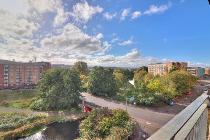 1 bedroom apartment for sale in Glasgow, United Kingdom - Image 5