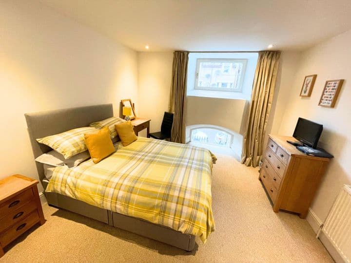 2 bedrooms apartment for sale in Inverness, United Kingdom - Image 11