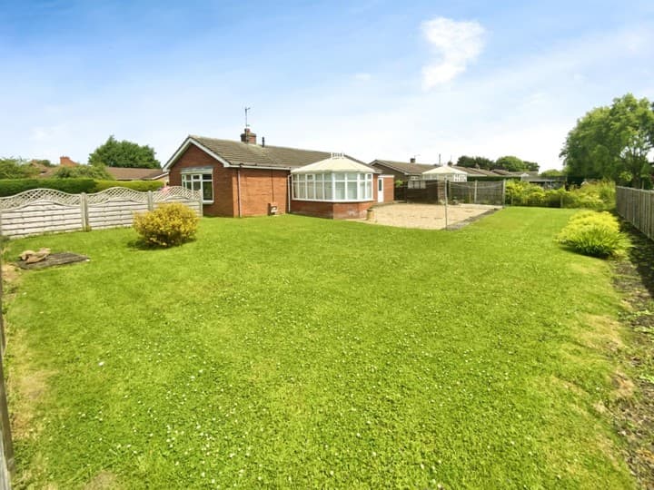 3 bedrooms house for sale in Long Bennington, United Kingdom - Image 2