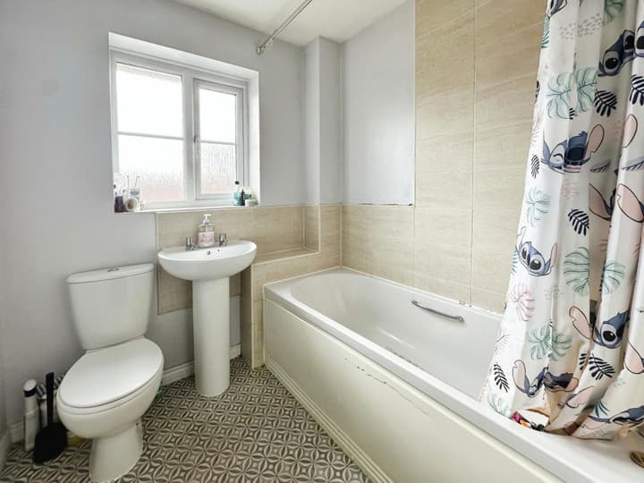 3 bedrooms house for sale in Wolverhampton, United Kingdom - Image 10