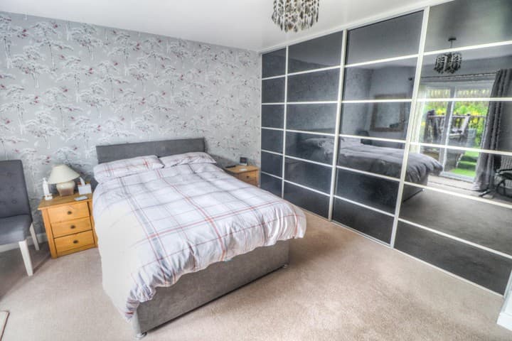 2 bedrooms apartment for sale in Stalybridge, United Kingdom - Image 10