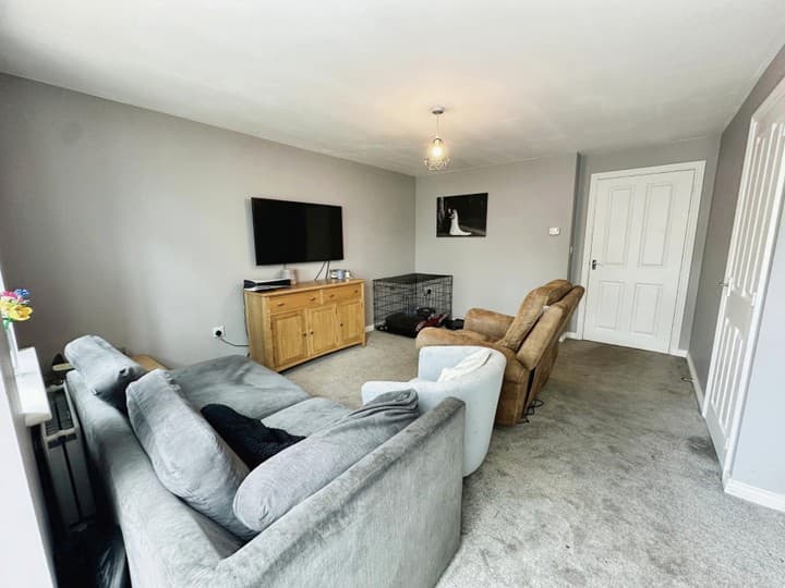 3 bedrooms house for sale in Wolverhampton, United Kingdom - Image 3