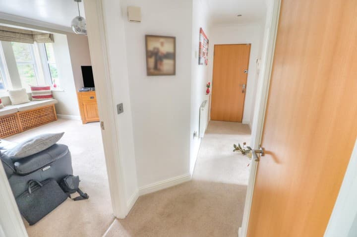 2 bedrooms apartment for sale in Stalybridge, United Kingdom - Image 13