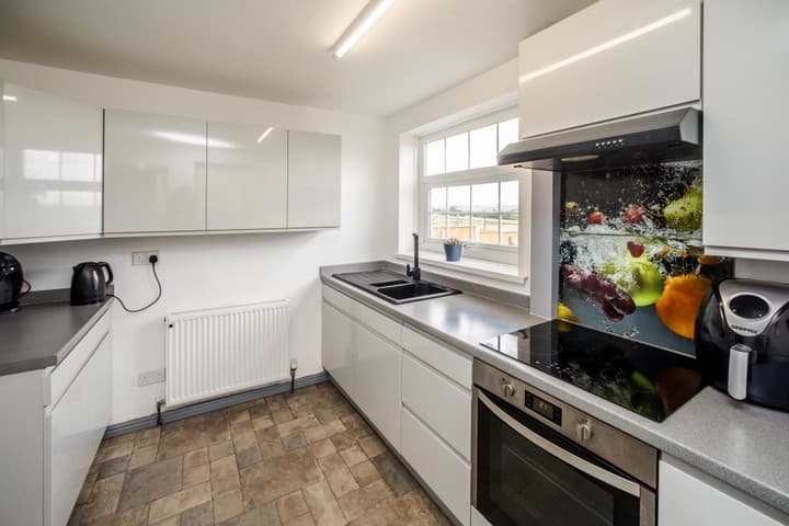 2 bedrooms house for sale in Halifax, United Kingdom - Image 3