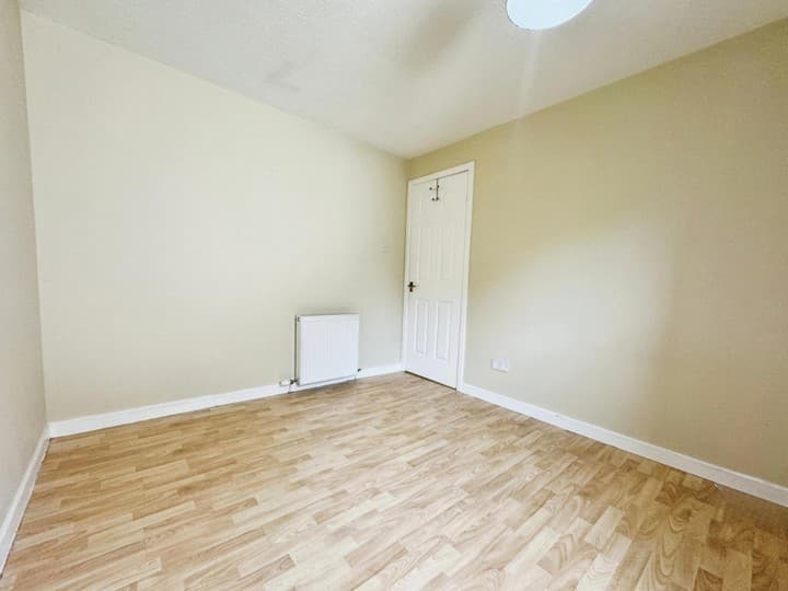 2 bedrooms apartment for sale in Paisley, United Kingdom - Image 7