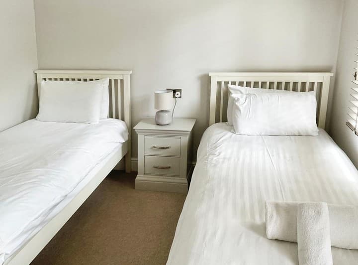 2 bedrooms house for sale in Newton Abbot, United Kingdom - Image 9