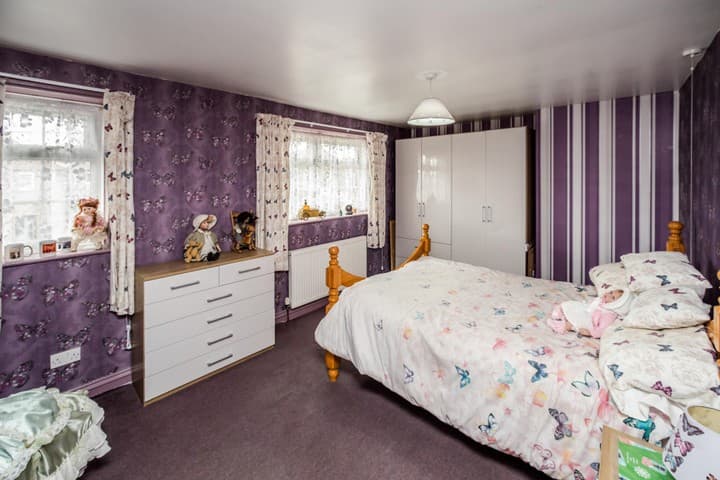 2 bedrooms house for sale in Halifax, United Kingdom - Image 12