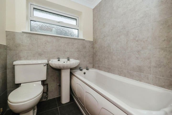 2 bedrooms house for sale in Waterlooville, United Kingdom - Image 4