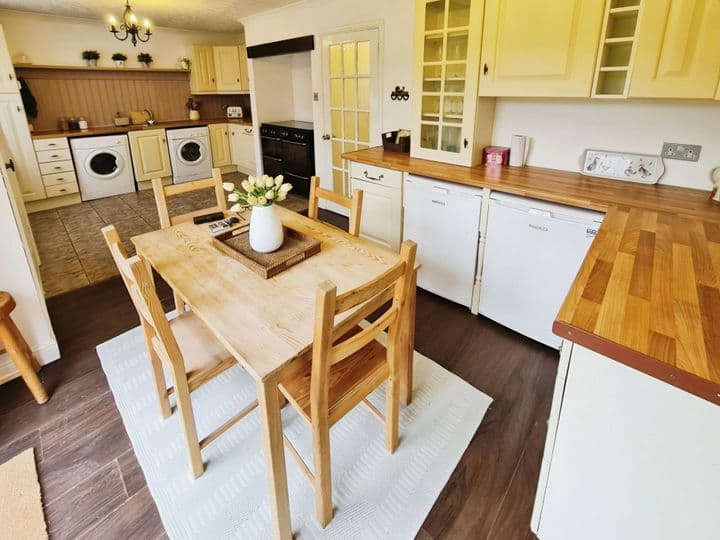 3 bedrooms house for sale in Newport Pagnell, United Kingdom - Image 11