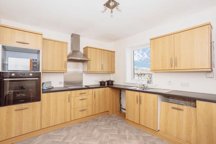 2 bedrooms apartment for sale in Dumfries and Galloway, United Kingdom - Image 4