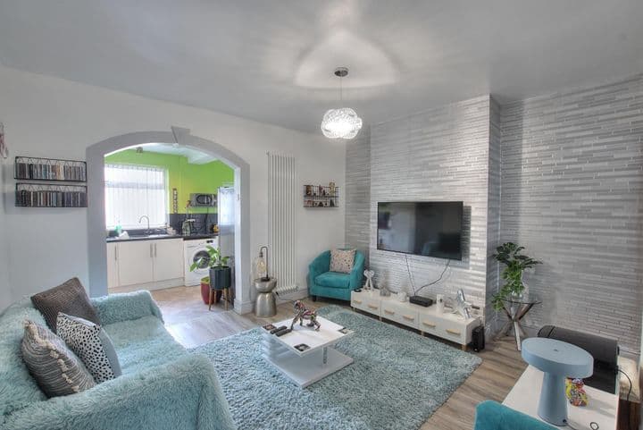 2 bedrooms house for sale in Warrington, United Kingdom - Image 2