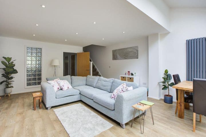 3 bedrooms house for sale in Mossley, United Kingdom - Image 10