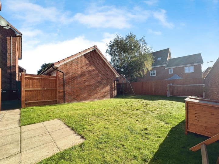 3 bedrooms house for sale in North Hykeham, United Kingdom - Image 4