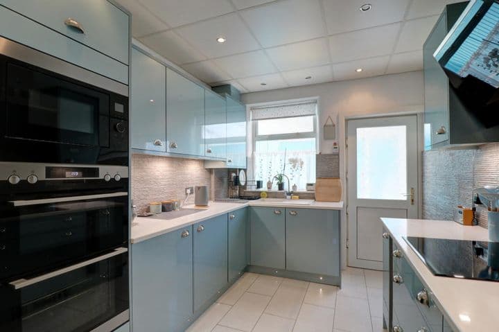 4 bedrooms house for sale in Thornton-Cleveleys, United Kingdom - Image 9