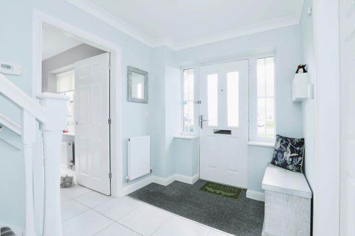 3 bedrooms house for sale in Gainsborough, United Kingdom - Image 2