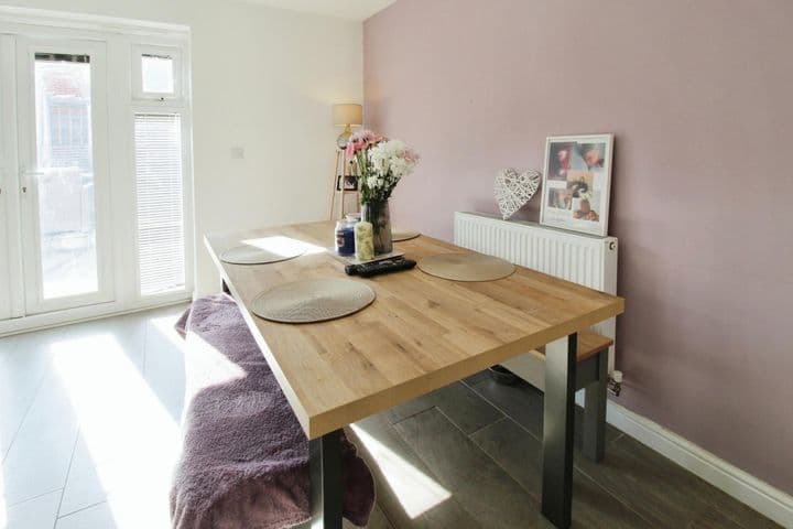 3 bedrooms house for sale in Lincoln, United Kingdom - Image 7