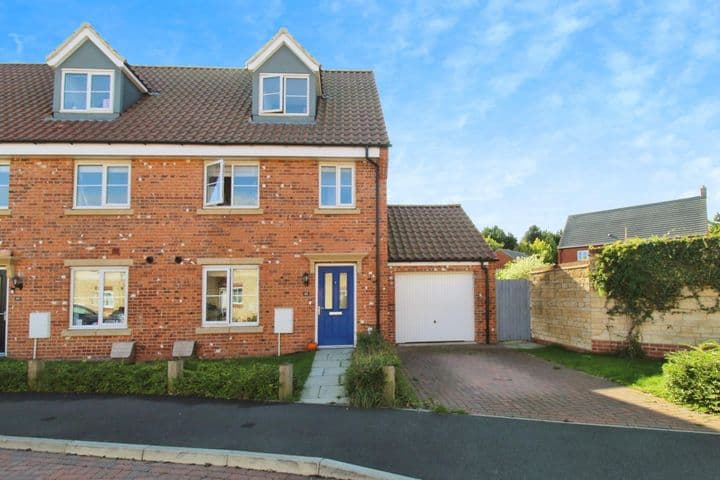 3 bedrooms house for sale in Lincoln, United Kingdom - Image 2