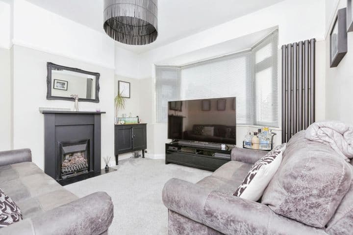 3 bedrooms house for sale in Leicester, United Kingdom - Image 5