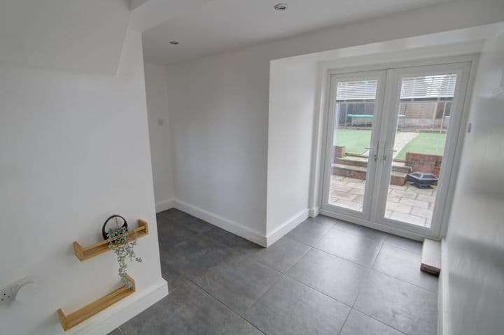 3 bedrooms house for sale in Walsall, United Kingdom - Image 9