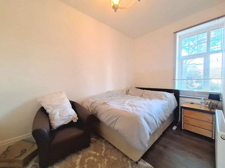 2 bedrooms apartment for sale in Maidenhead, United Kingdom - Image 7