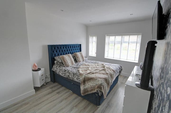 3 bedrooms house for sale in Walsall, United Kingdom - Image 11