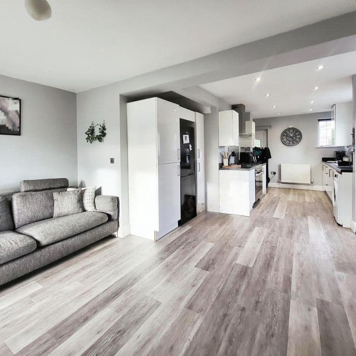 4 bedrooms house for sale in Wrexham County Borough, United Kingdom - Image 4