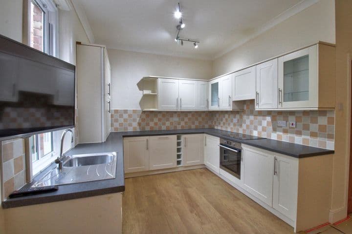 2 bedrooms apartment for sale in Morpeth, United Kingdom - Image 11