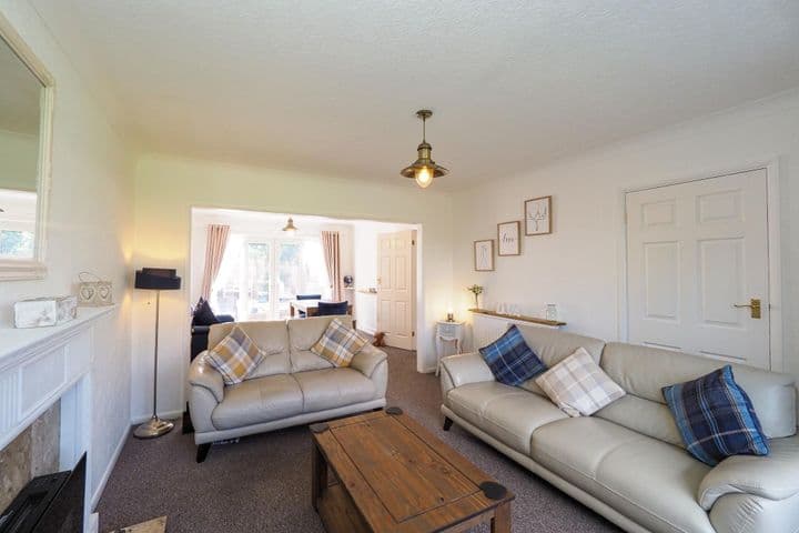 3 bedrooms house for sale in Nottingham, United Kingdom - Image 3