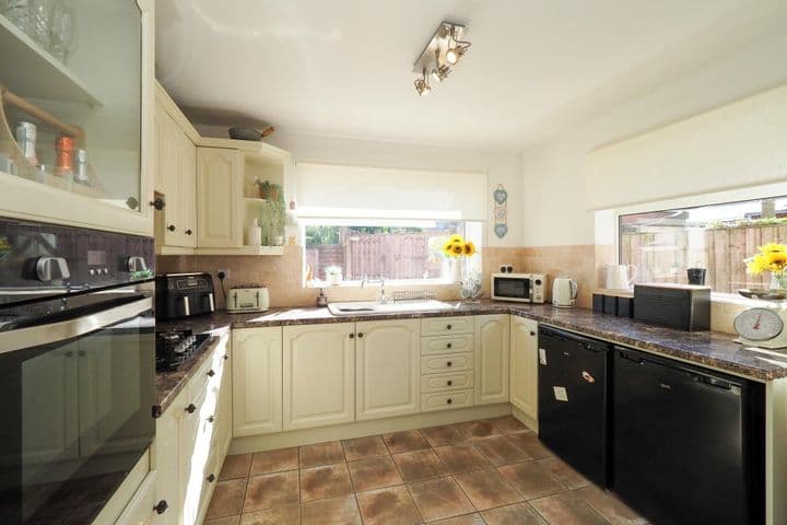 3 bedrooms house for sale in Nottingham, United Kingdom - Image 8