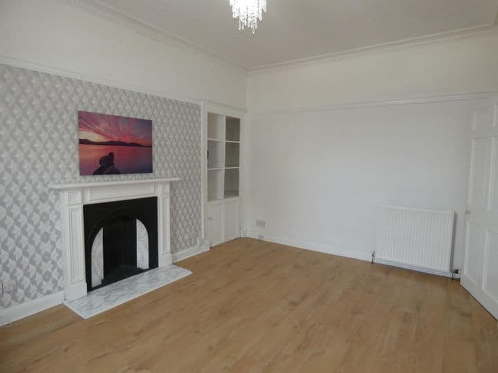 2 bedrooms apartment for sale in Aberdeen, United Kingdom - Image 4