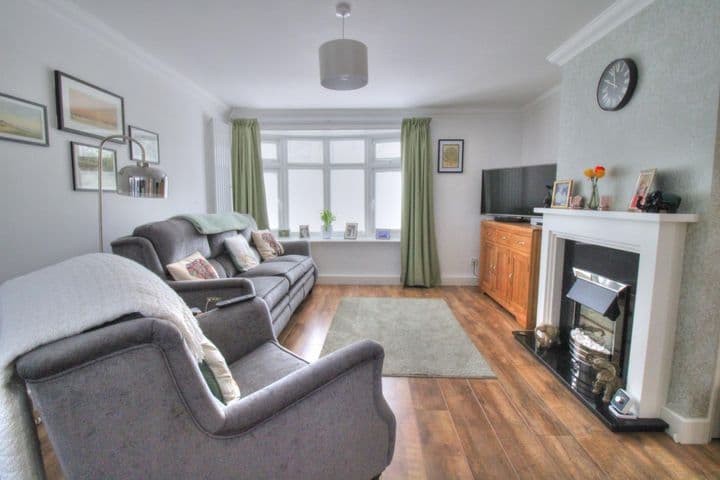 3 bedrooms house for sale in Basildon, United Kingdom - Image 4