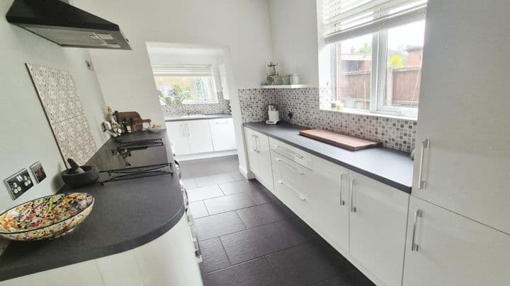 3 bedrooms house for sale in Newcastle Upon Tyne, United Kingdom - Image 6