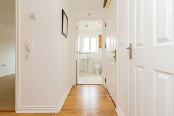 3 bedrooms apartment for sale in Bristol, United Kingdom - Image 3