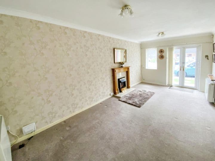 2 bedrooms apartment for sale in Hull, United Kingdom - Image 3