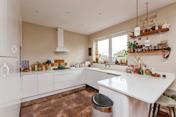 3 bedrooms house for sale in Wickford, United Kingdom - Image 5