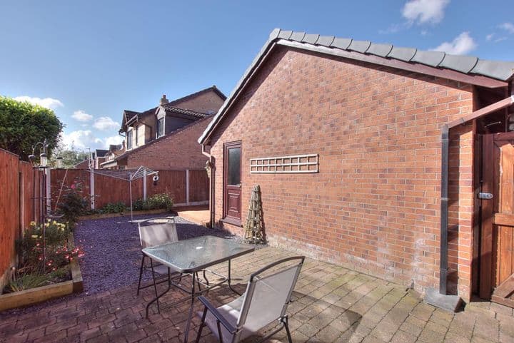 2 bedrooms house for sale in Warrington, United Kingdom - Image 3