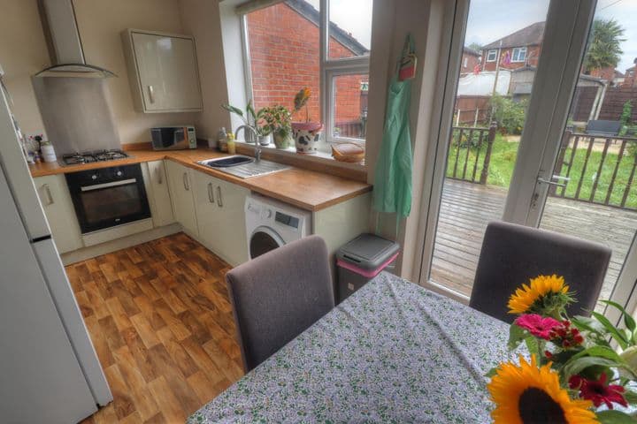 2 bedrooms house for sale in Manchester, United Kingdom - Image 5