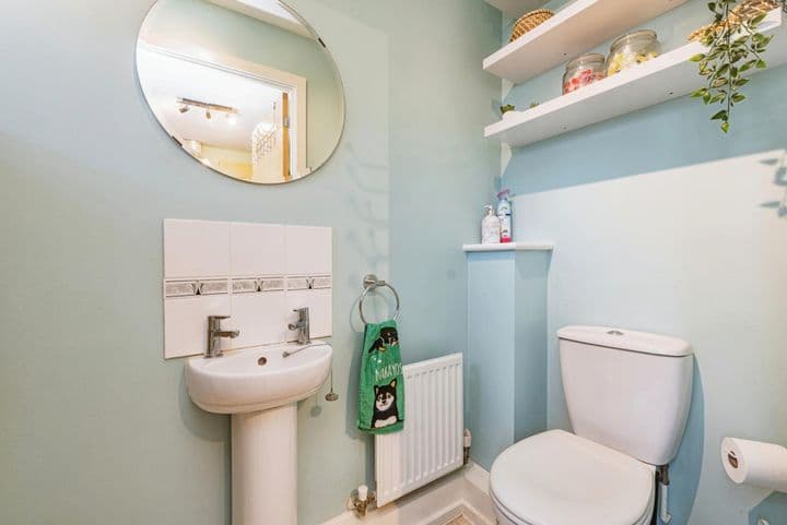 2 bedrooms house for sale in Basingstoke, United Kingdom - Image 9