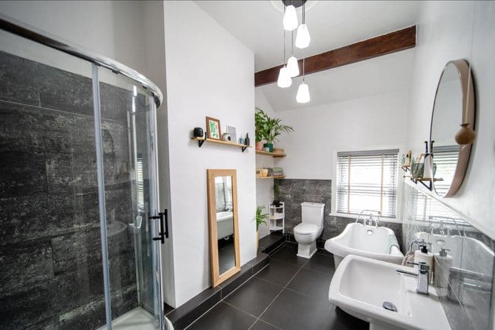 2 bedrooms house for sale in Leeds, United Kingdom - Image 12