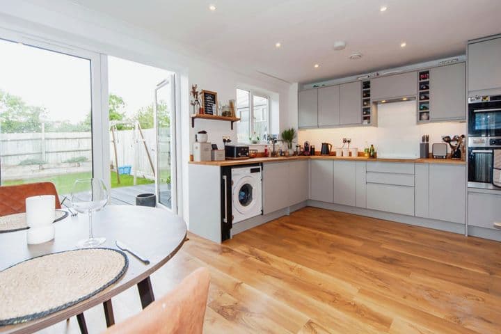 3 bedrooms house for sale in Stratford-Upon-Avon, United Kingdom - Image 9