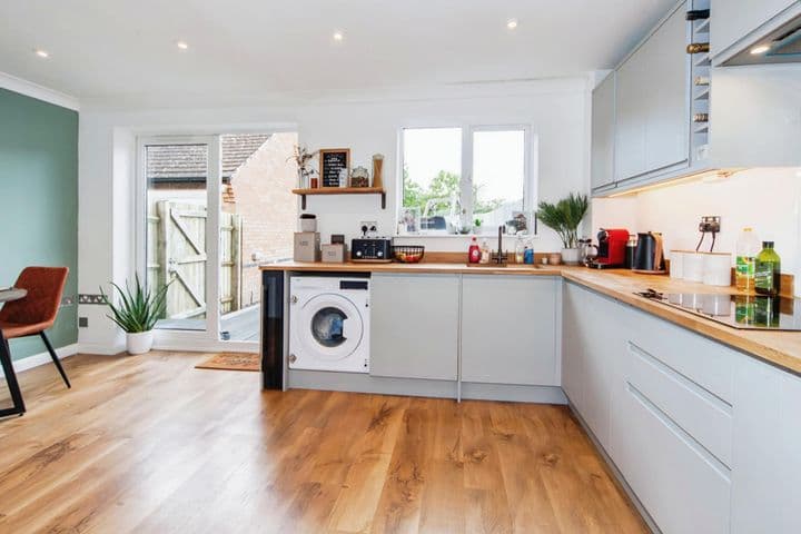 3 bedrooms house for sale in Stratford-Upon-Avon, United Kingdom - Image 12