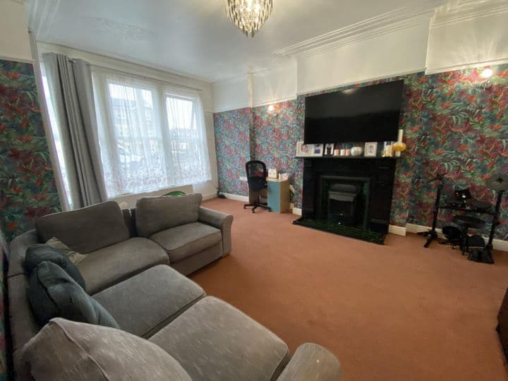 2 bedrooms apartment for sale in Weston-Super-Mare, United Kingdom - Image 7