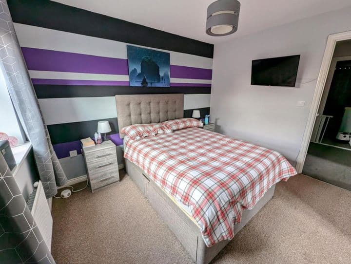 3 bedrooms house for sale in Manchester, United Kingdom - Image 10