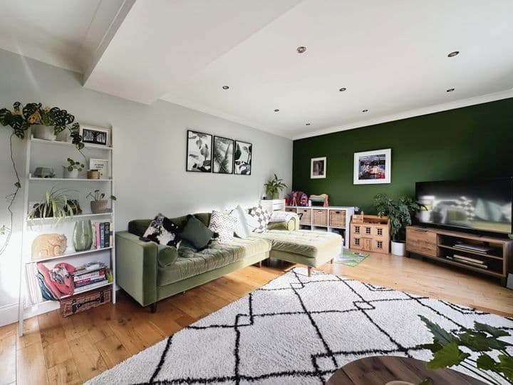 3 bedrooms house for sale in Leeds, United Kingdom - Image 6