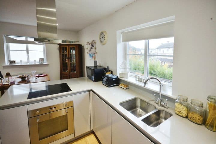 2 bedrooms apartment for sale in Epping, United Kingdom - Image 7